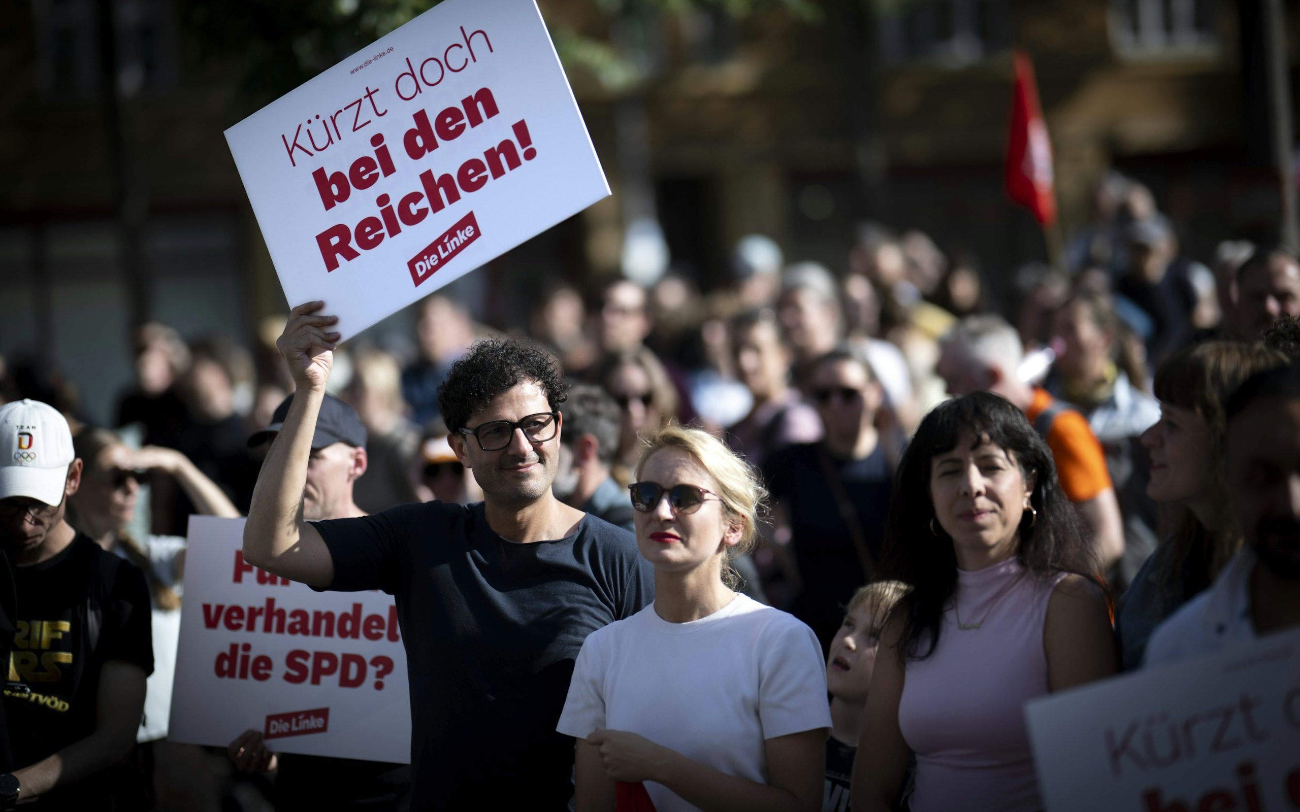Die Politische Strategie der Linken: Zwischen Tradition und Moderne