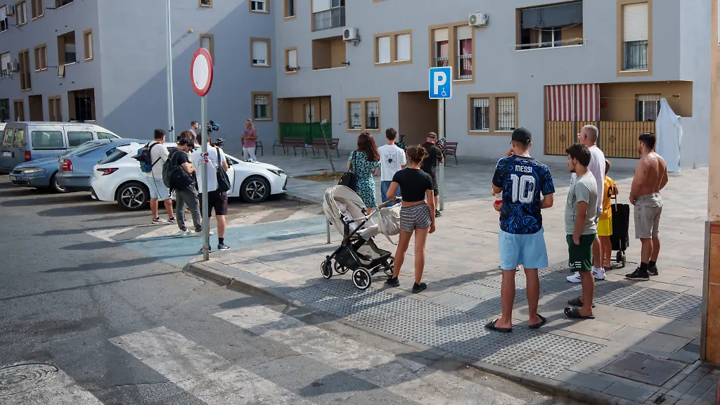 Maskierte erschießen drei Menschen in Andalusien