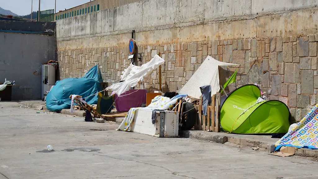 Spanien bereitet Aufnahme von 500 Mädchen aus Ceuta vor