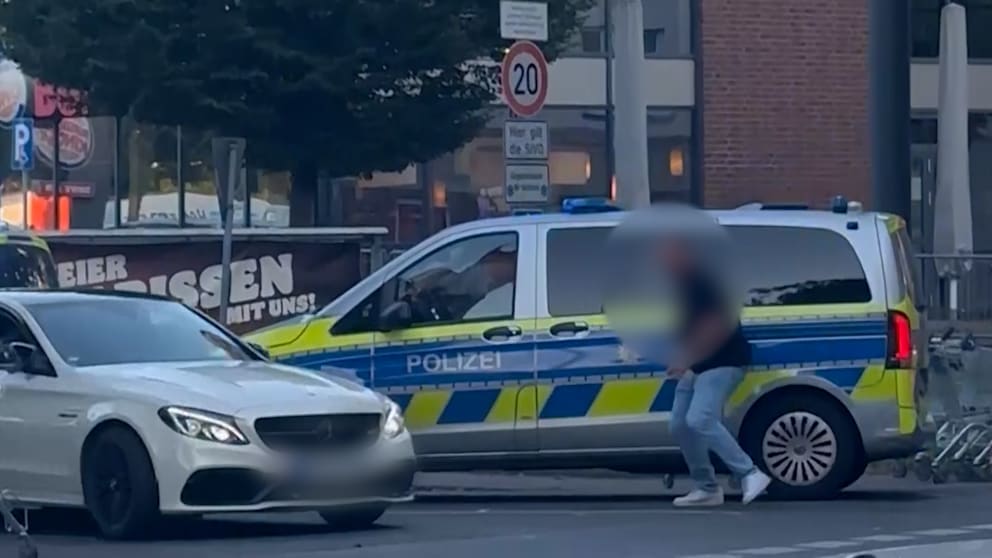 Verfolgungsjagd in Dortmund: Mercedes-Fahrer flüchtet vor Polizei