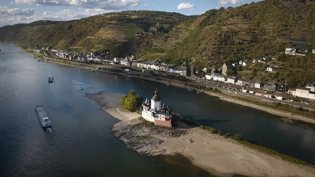 Binnenschiffer fürchten Zweiteilung des Rheins