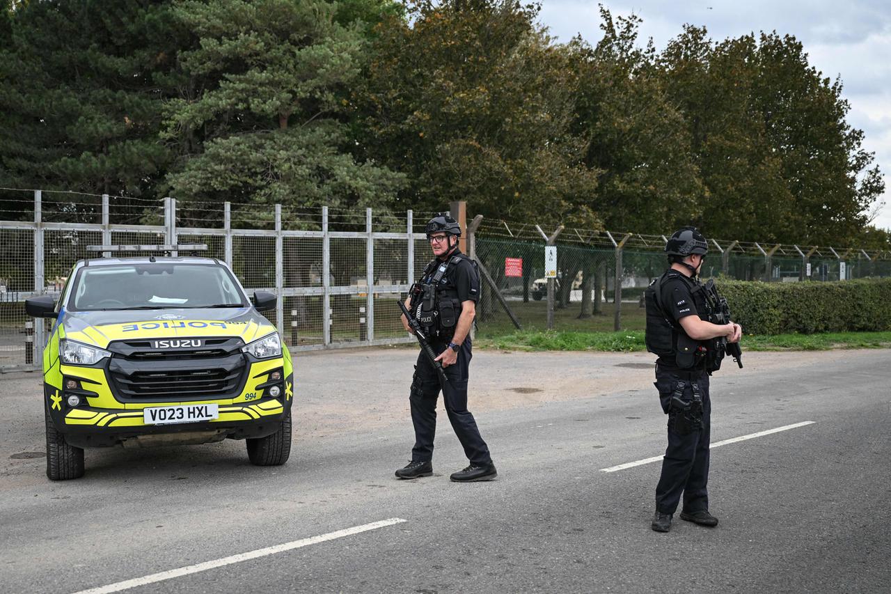 Sprengstoffalarm nahe Luftwaffenbasis Fairford: Fünf Festnahmen
