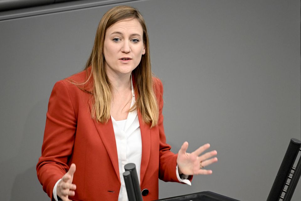 Kürzungen beim Elterngeld und Vorschläge der SPD-Frauen