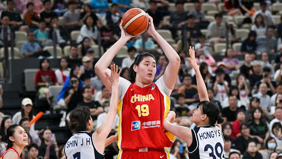 WM-Gigantin Zhang Ziyu im Rampenlicht