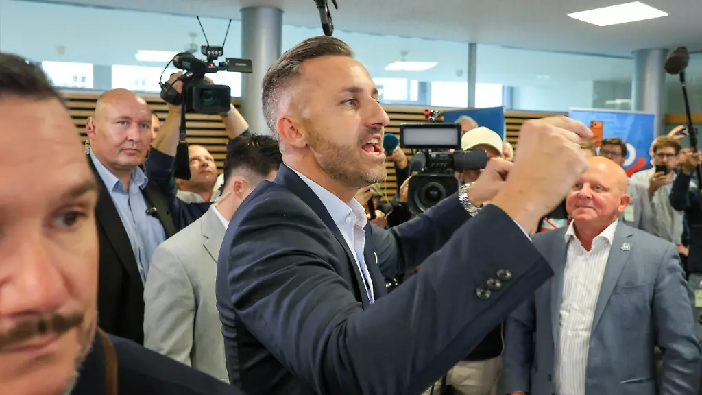 Der Einsatz des Bundeszwangs als letztes Mittel gegen die AfD