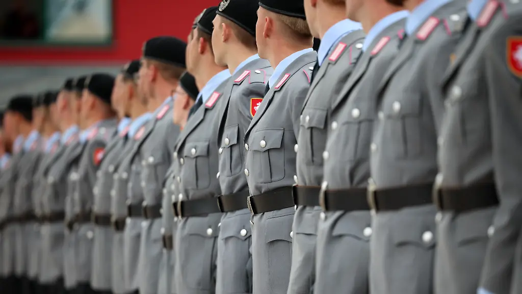 Bundeswehr stehen Herausforderungen bei der Rekrutierung gegenüber