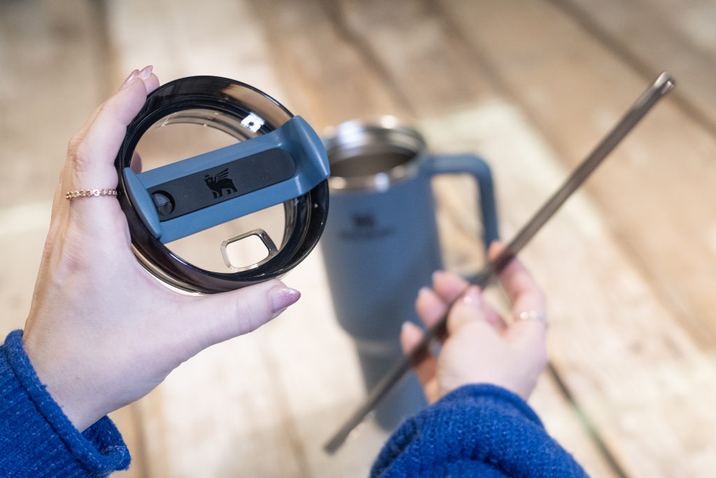 Thermobecher im Test: Welcher hält am besten warm?