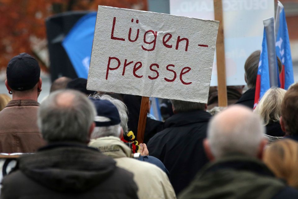 Gegenrealität der AfD-Anhänger in Rostock