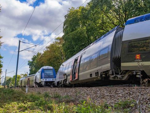 Entgleisung eines Regionalzugs in Nordwestfrankreich: Ermittlungen laufen