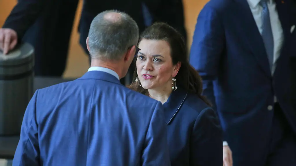 CDU-Generalsekretärin beendet Personaldiskussion