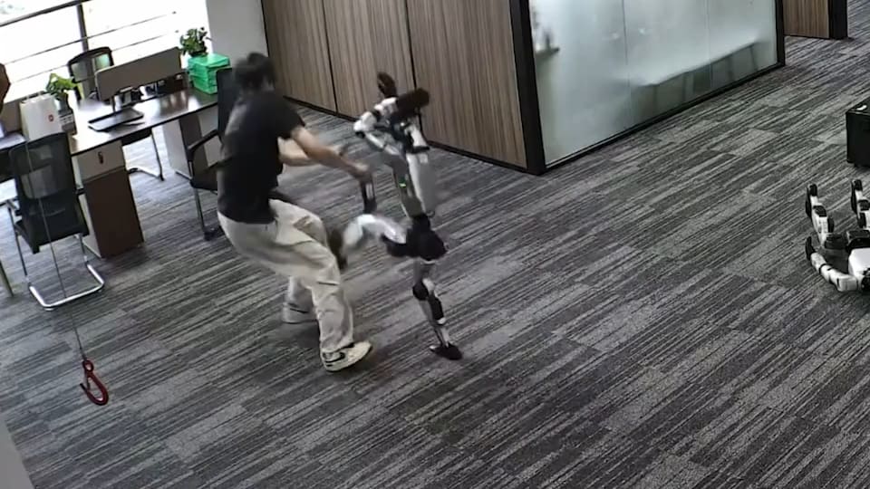 KI-Roboter greift Entwickler an – Vorfall wirft Fragen auf