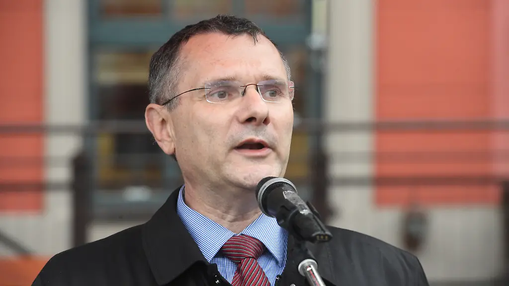 Debatte um Koalitionsoptionen der CDU vor der MV-Wahl
