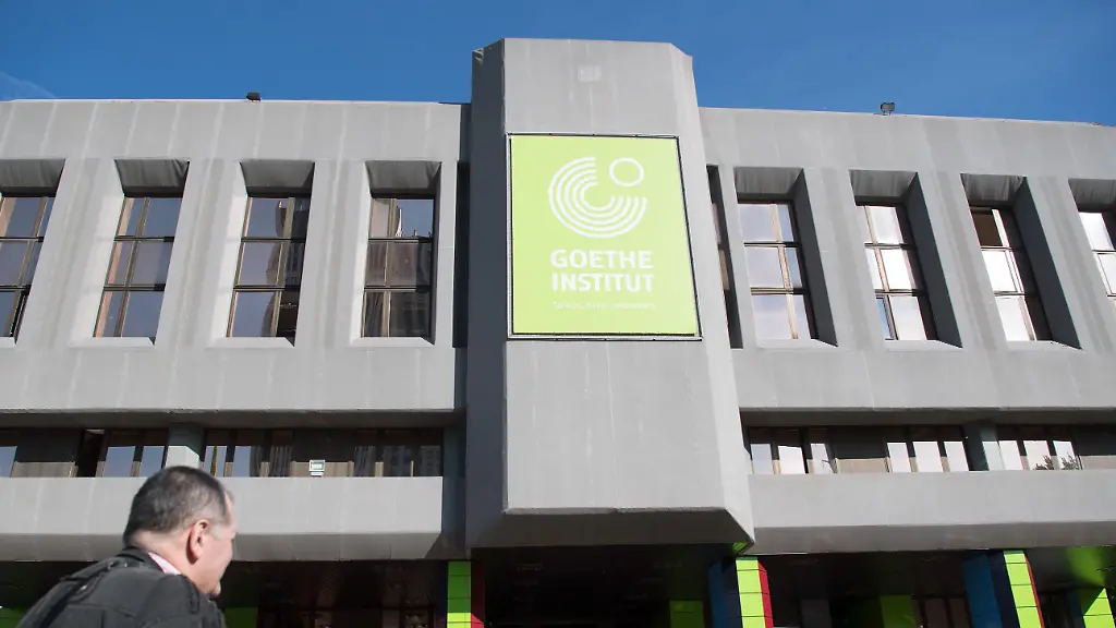 Russland schließt Goethe-Institute als Reaktion auf Drohnenvorwürfe