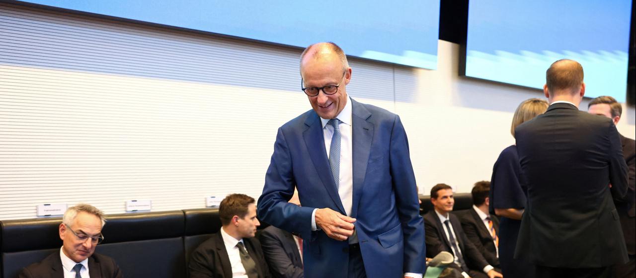 Kanzler Merz erhält Unterstützung trotz Wahldebakel