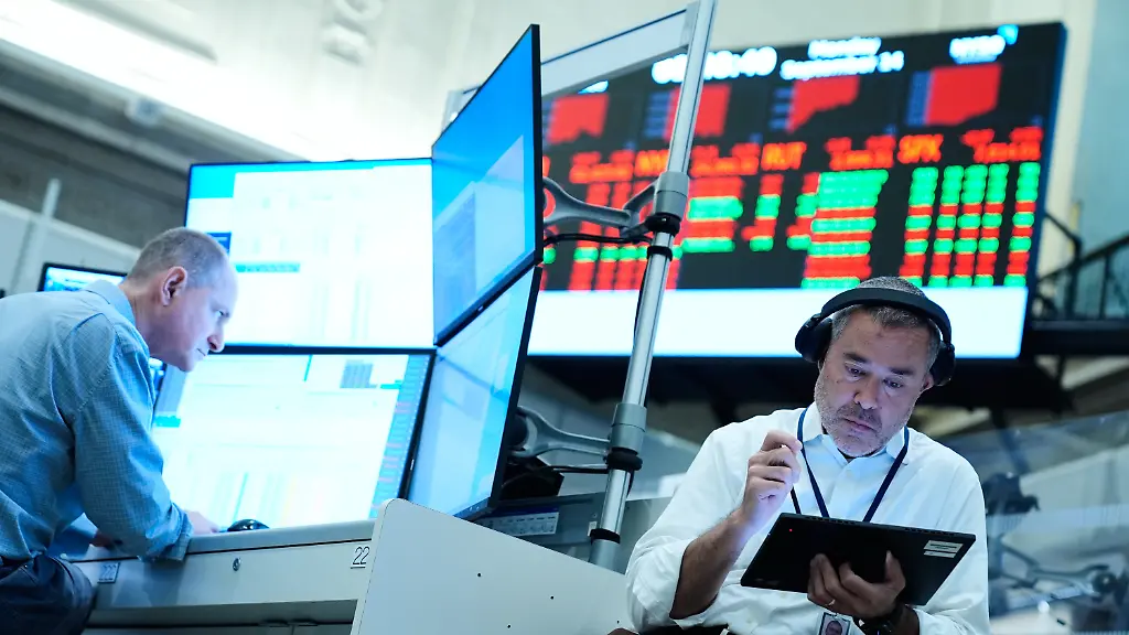 Anleiherenditen und Ölpreise beeinträchtigen Wall Street