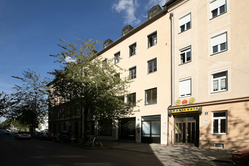Caritas verkauft Wohnhäuser an Augustiner-Brauerei