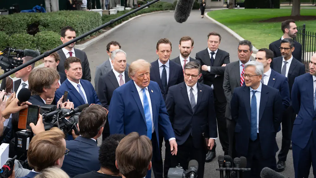 US-Regierung sorgt mit Rechtschreibfehler in KI-Abkommen für Spott