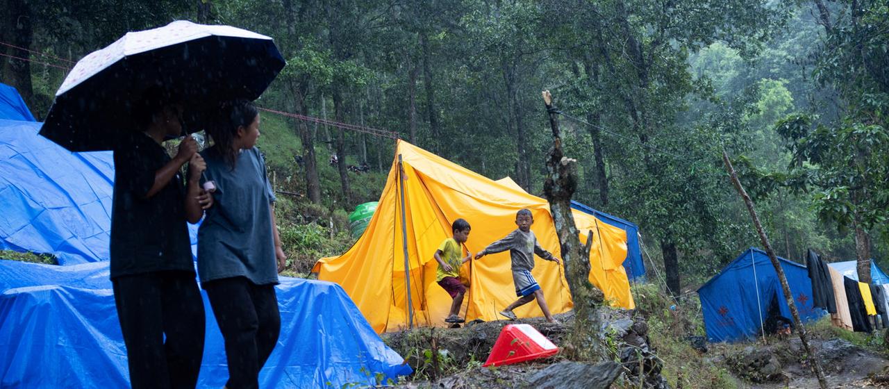 Herausforderungen für Flut-Überlebende in Nepal
