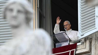 Papst Leo XIV. dankt nach Lungenoperation