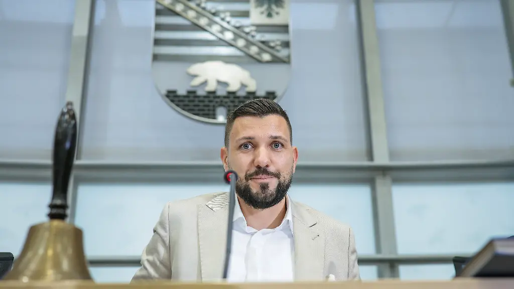 BMW zieht Dienstwagen für AfD-Landtagspräsidenten Tobias Rausch zurück