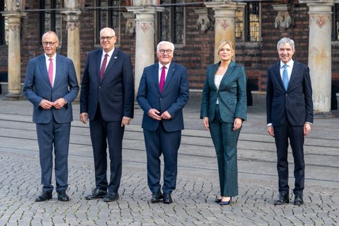 Steinmeier ruft am Tag der Deutschen Einheit zur Verteidigung der Demokratie auf