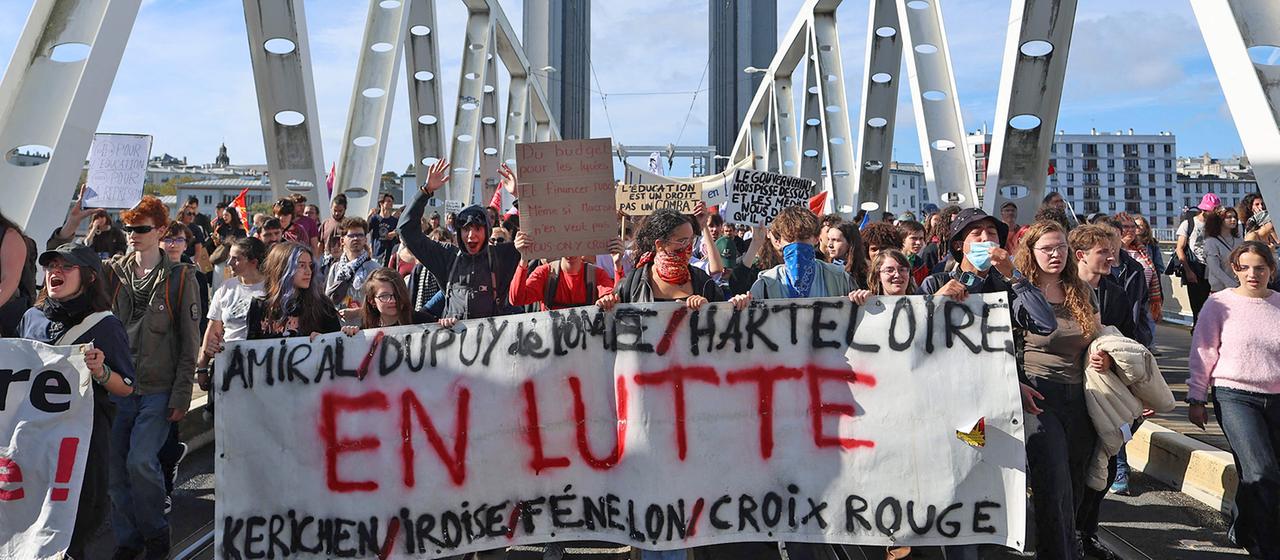 Proteste für bessere Lernbedingungen in Frankreich