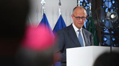 Merz warnt vor Angriffen auf die NATO bei Friedenspreisverleihung