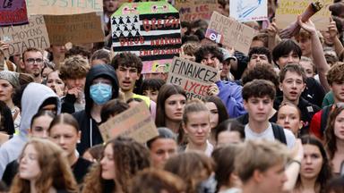 Schülerproteste in Frankreich: Forderungen nach besserer Ausstattung von Schulen