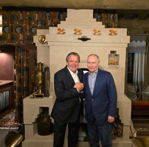 Kritik an Schröders Besuch bei Putin
