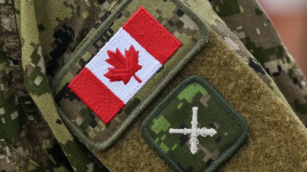 Großbrand nach Vorfall: Todesopfer und Verletzte auf Militärbasis in Kanada