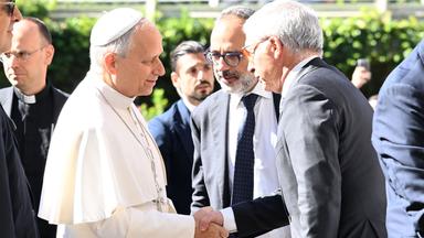 Operation von Papst Leo XIV.: Details zu seinem Krankenhausaufenthalt