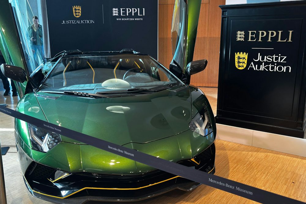 Lamborghini bei Justiz-Auktion für 710.000 Euro versteigert