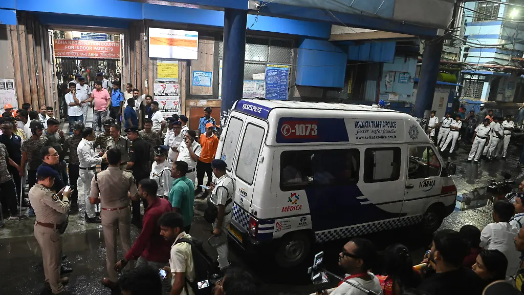 Massenpanik bei Hindu-Fest in Kolkata: 17 Tote
