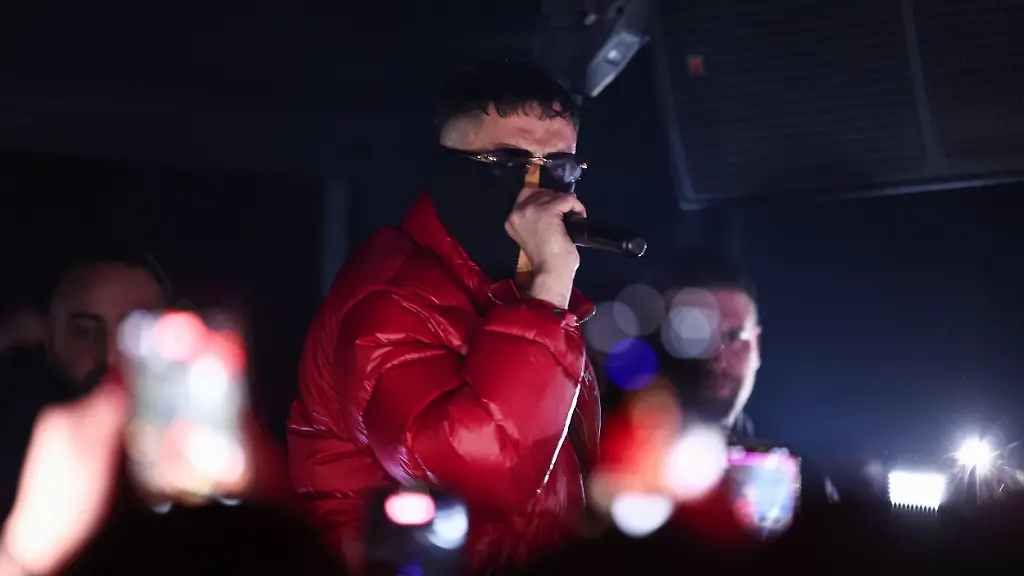 Rapper Haftbefehl nach Drogenrückfall in der Reha-Klinik