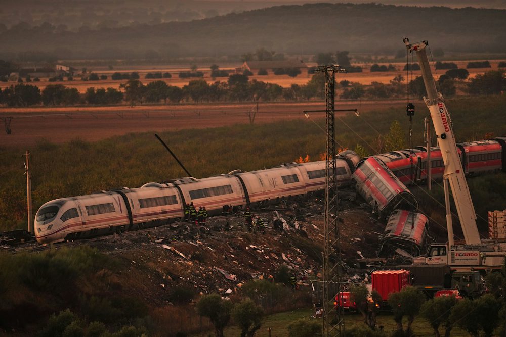 Zugunglück in Spanien: Warum ’normale‘ Geschwindigkeit tödlich war