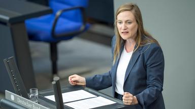 SPD-Frauen kritisieren CDU wegen Vorwürfen gegen Schwesig