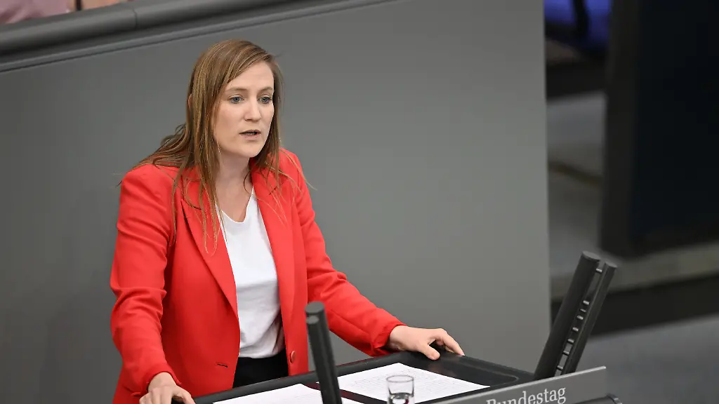 Kritik am Umgang mit Schwesig: SPD-Frauen werfen CDU ‚Sexismus mit System‘ vor