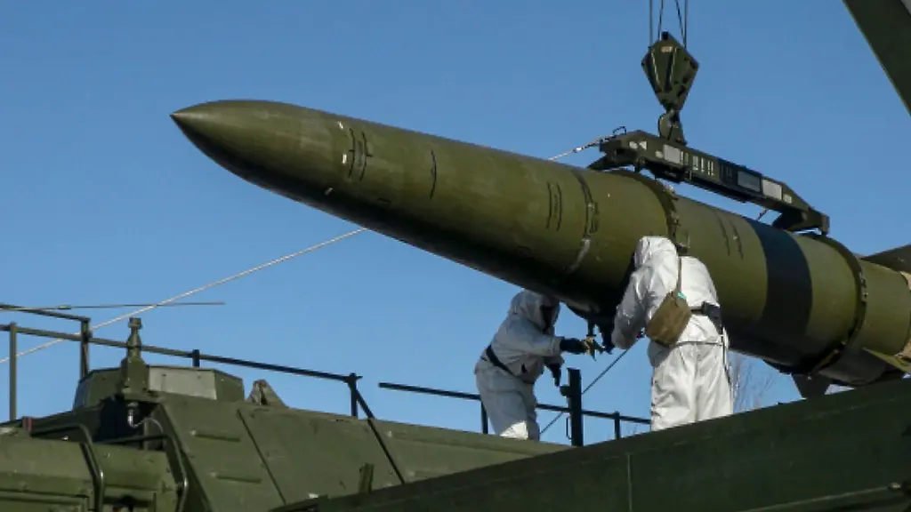 Ukraine greift russische Raketenfabrik mit Storm Shadow an